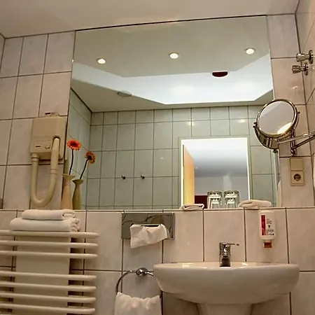 Hotel Ascania