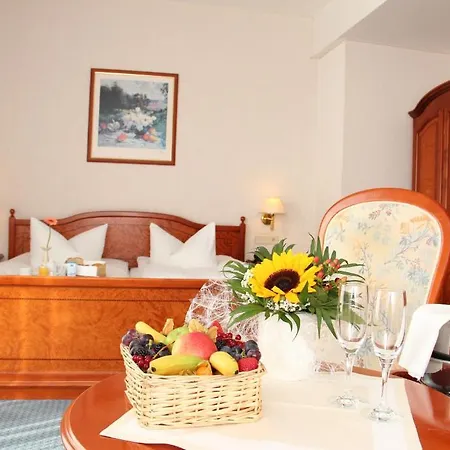 Hotel Ascania 4*