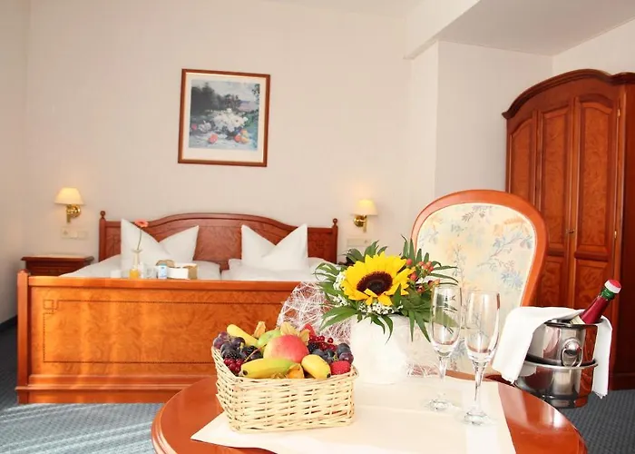 Hotel Ascania 4*